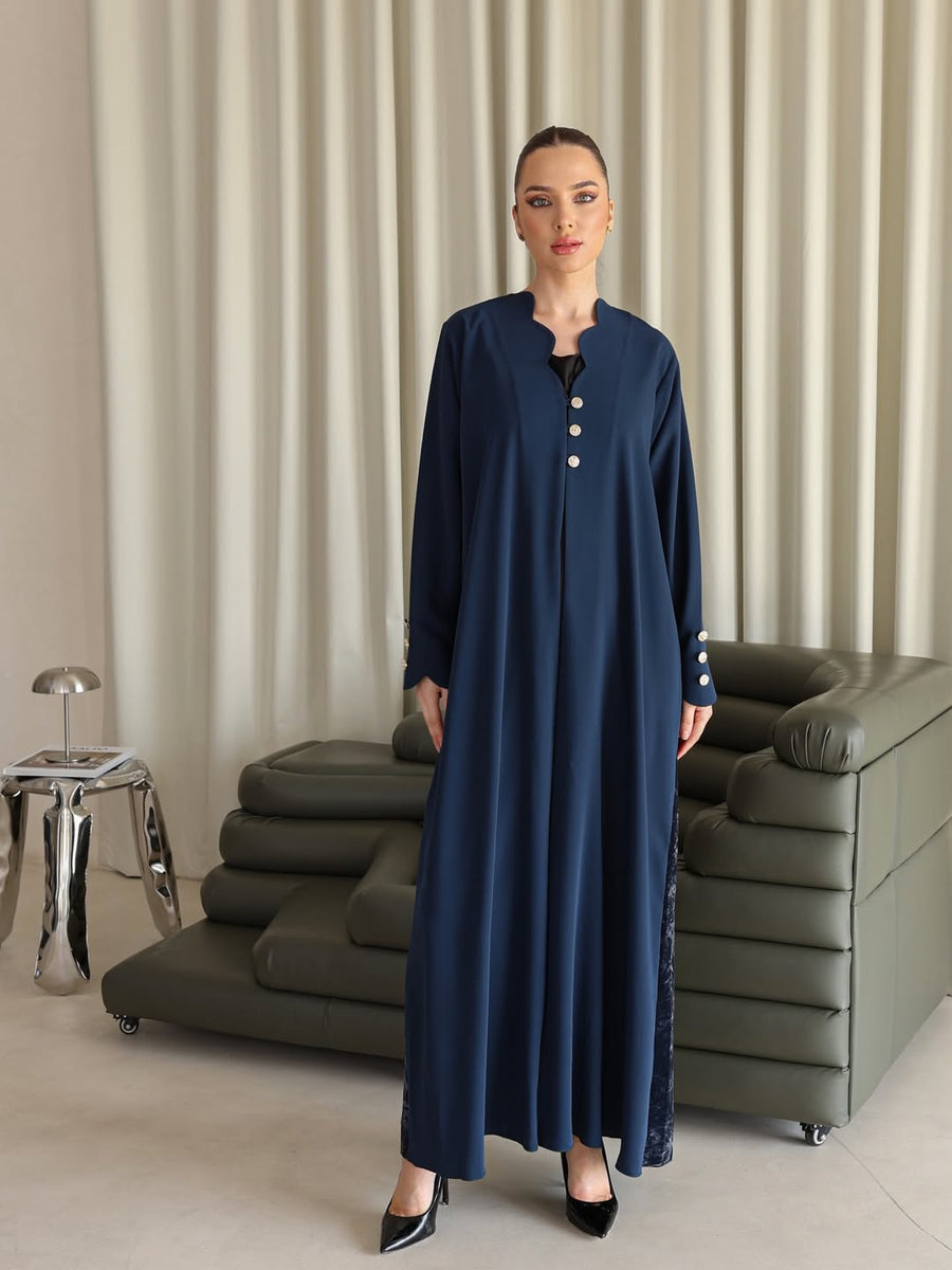 The moon abaya