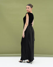 Black velvet cut sleeve